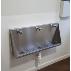 Multi Bottle Filling Trough